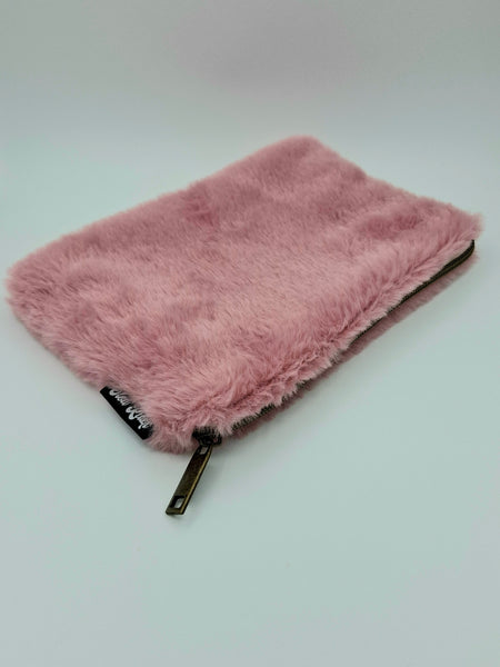 Furry Clutch Large - Pink