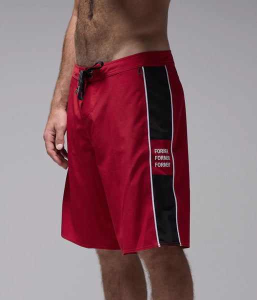 System Eclipse 20" Trunk - Red