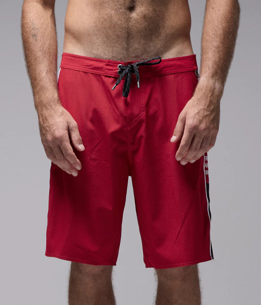 System Eclipse 20" Trunk - Red