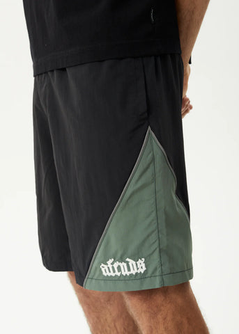 Sporting Panelled Short 20" - Black