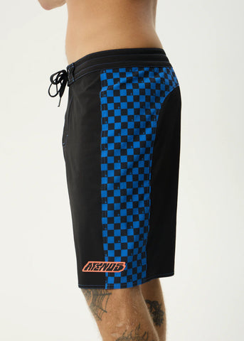 In'It 1000 Surf Related 20"  V2 Boardshort - Black