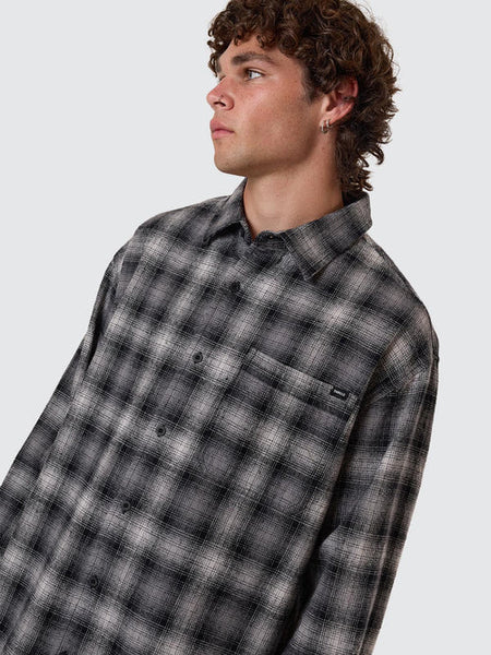 Barrio LS Flannel Shirt - Black