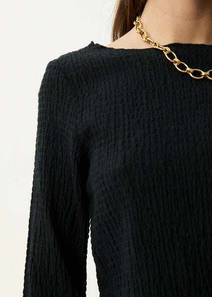 Focus Seersucker LS Top - Black