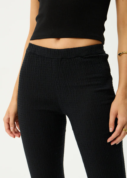 Focus Seersucker Flare Pant - Black