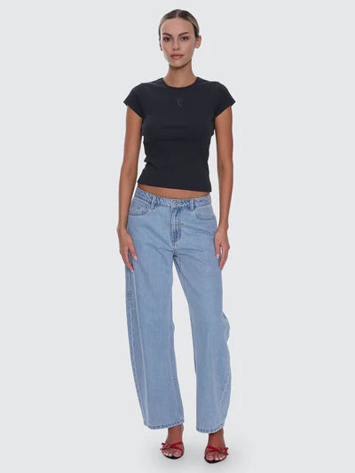 Sloane Low Rise Barrel Jeans - Ageless Blue