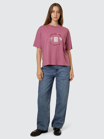 Dopamine Square Tee - Delta Berry