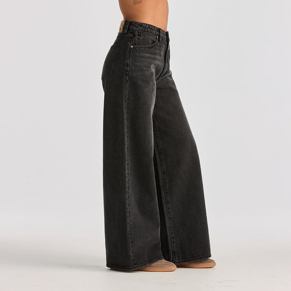 Mid Stevie Jeans - Nightwatch Black