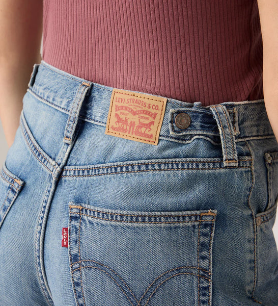 Cinch Mid-Thigh Shorts - Lift Up