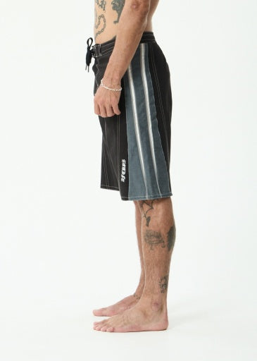Forum Surf Related V2 Boardshort 22" - Black